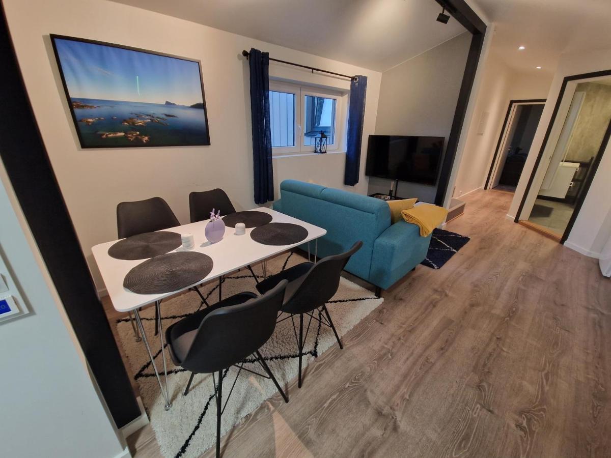 Northern Living 1 Room With Shared Bathroom Tromsø Dış mekan fotoğraf
